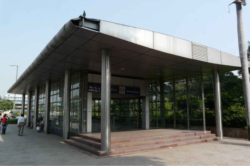 kashmere gate metro station gate no 3