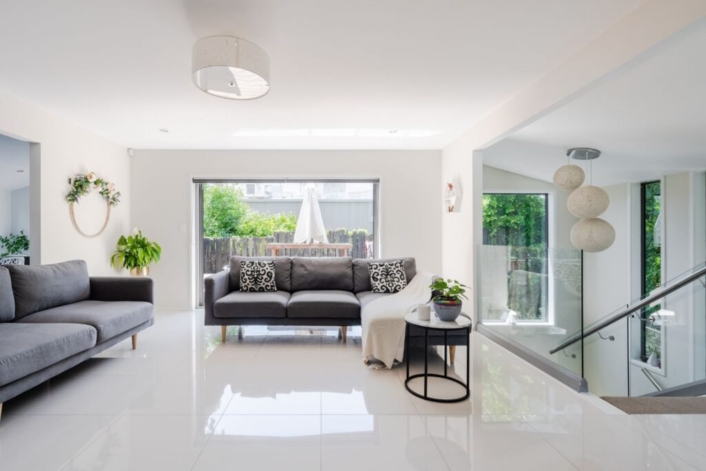 Easy Ways to Make a Small Home Feel Bigger and More Spacious